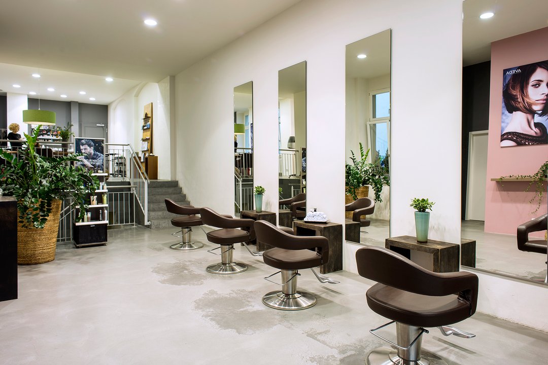 Beate Kahlcke Friseure AVEDA Concept Salon, Mitte, Berlin