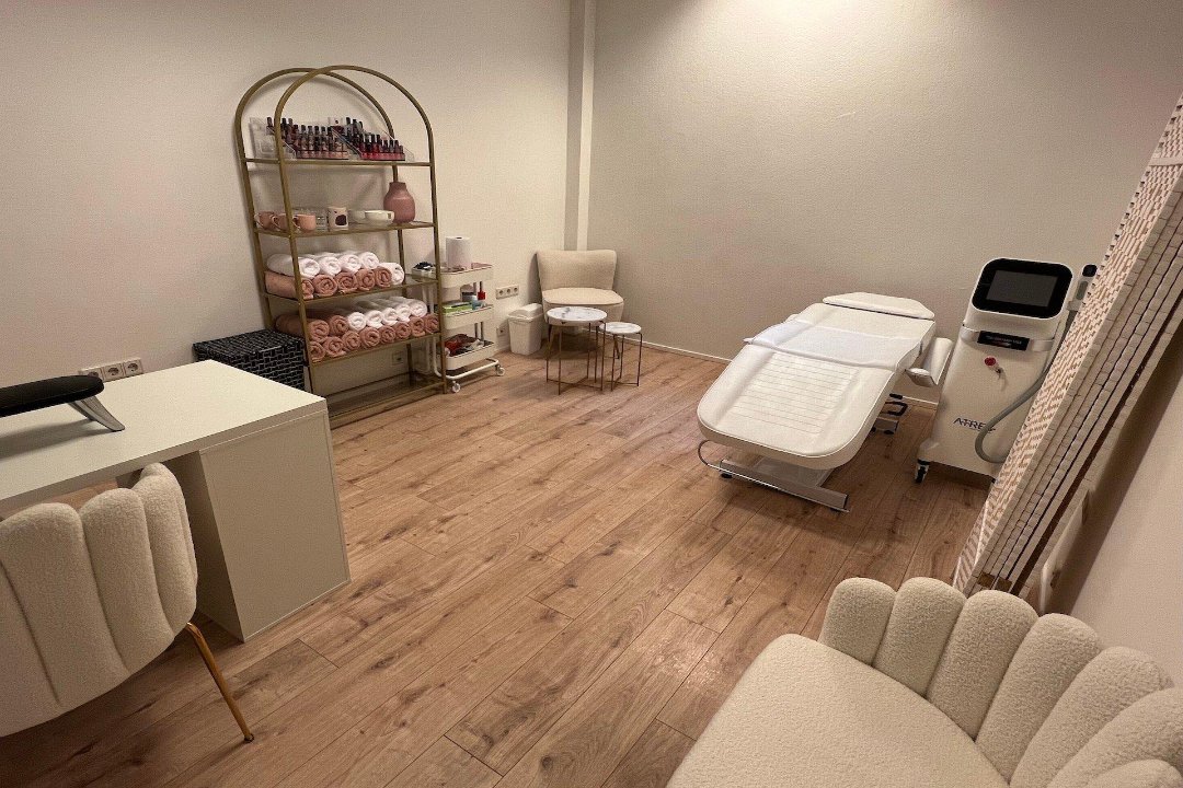 CLT Beauty, Leimuiden, Zuid-Holland