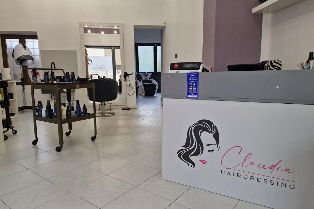 Claudia Hair Dressing, Lucca
