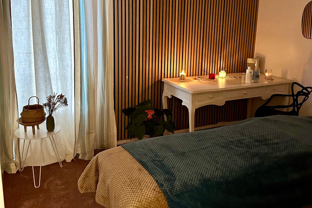 Holistique Academia, Talence, Bordeaux