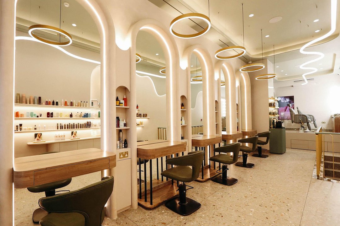 Oblique House of Beauty, South Kensington, London