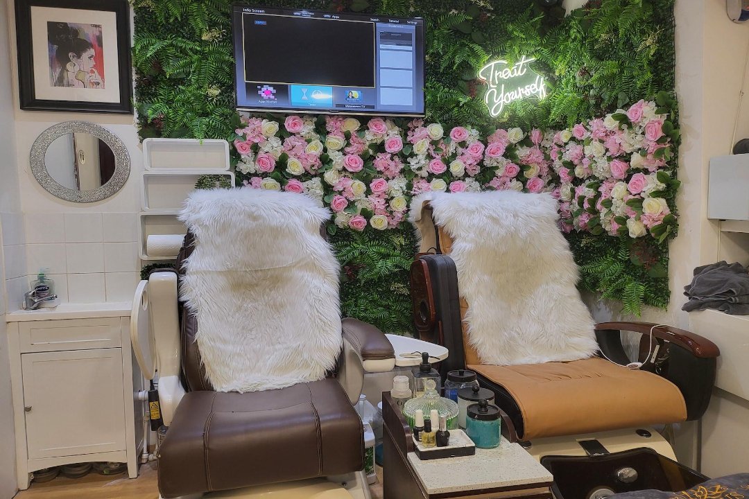 Lotus Nail Salon, Nottingham City Centre, Nottingham