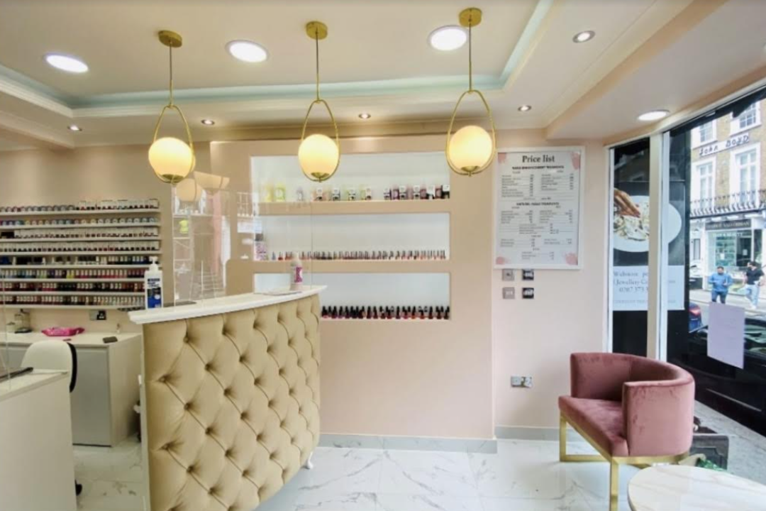 Unique Nails, Knightsbridge, London