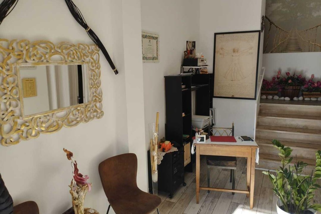 Deva Lab Olistica Massaggi, Gianicolense, Roma