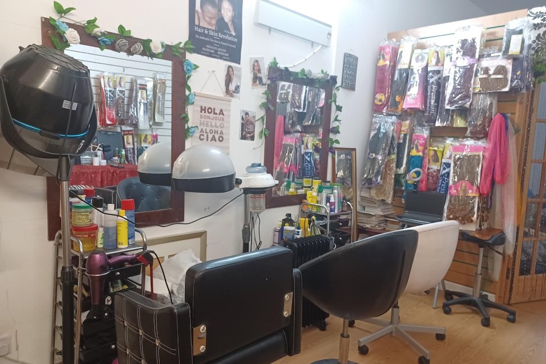 Ladies wigs outlet edinburgh