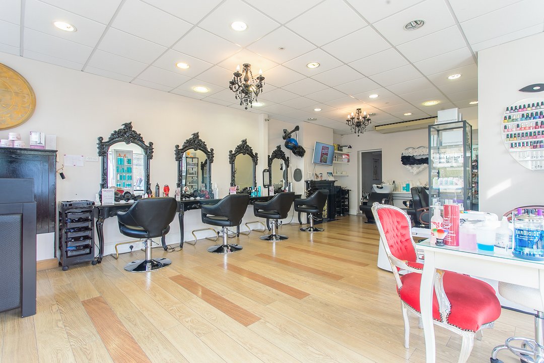 Rapunzel's Hair & Beauty, Enfield, London