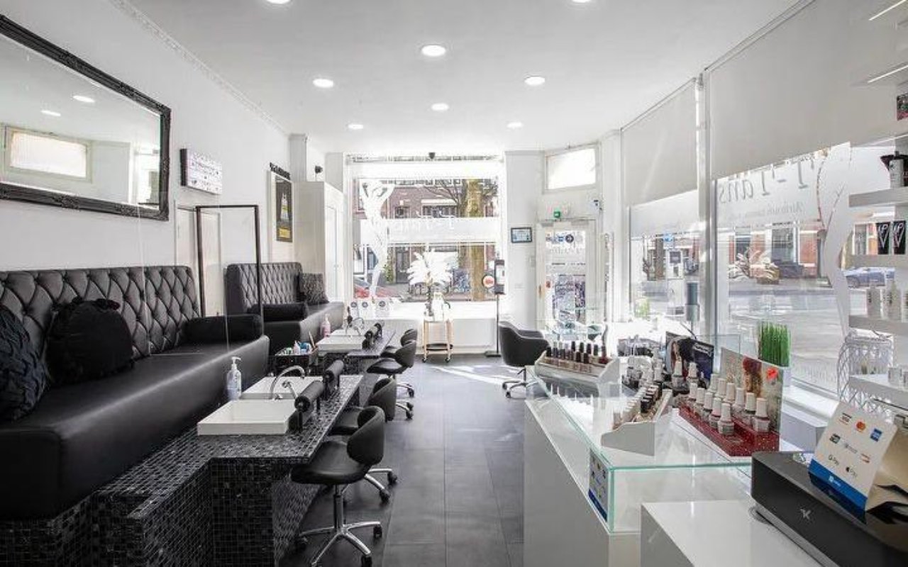 Top 20 Nail treatments at nail salons and nail bars in Amsterdam