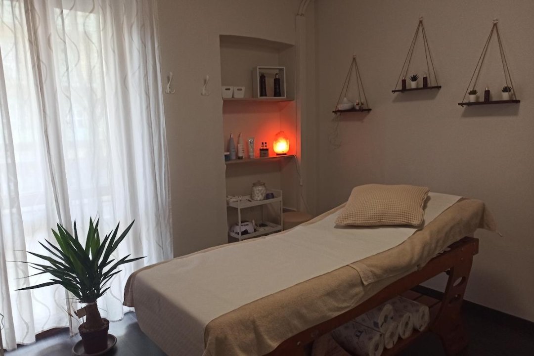 R.B Estetica, Grugliasco, Piemonte