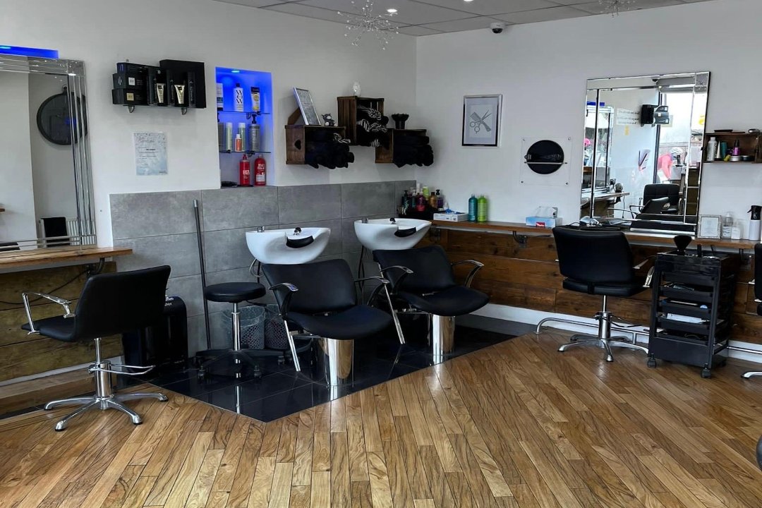 TCs Hairdressers, Park Langley, London