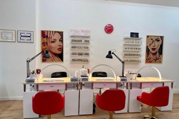 Love Beauty  Kosmetikstudio in Dietikon - Treatwell