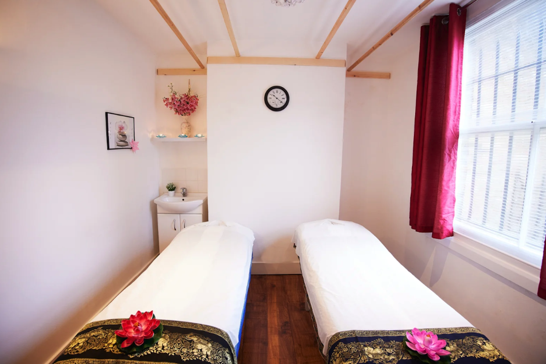 Thai Massage London Service for Mind and Body - Asiatic