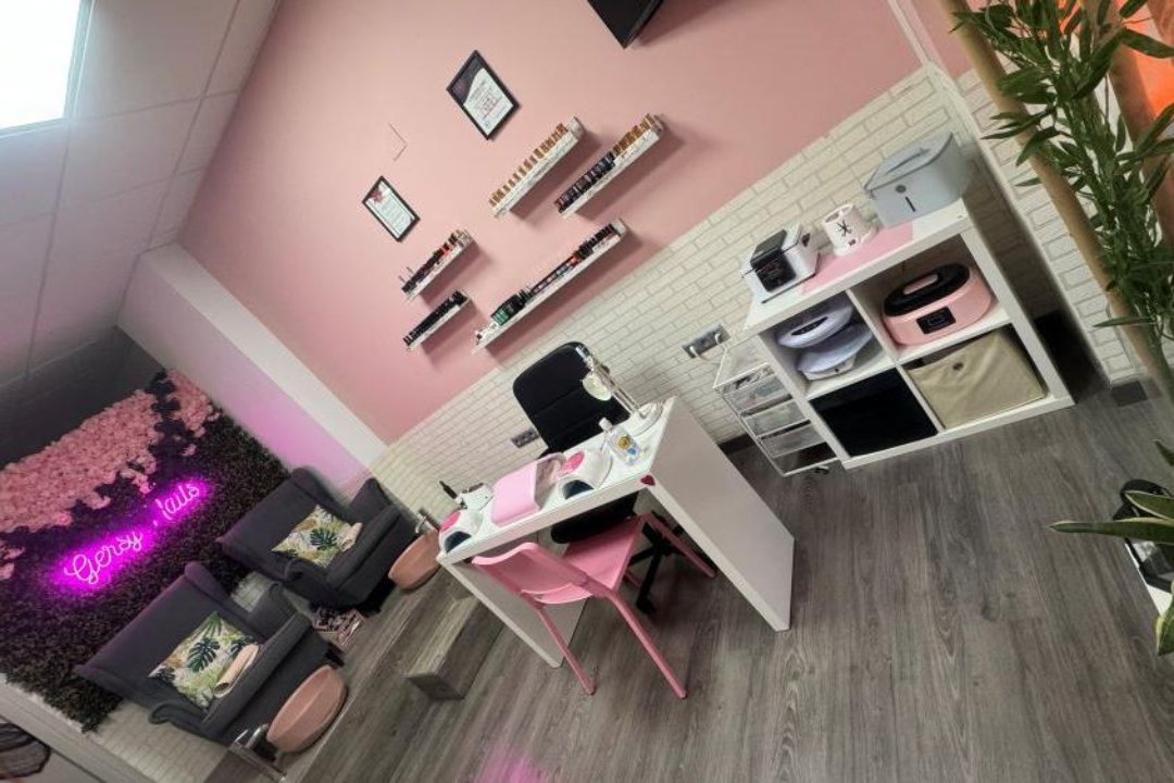 Gersy Nails, Carretera de Cádiz, Málaga