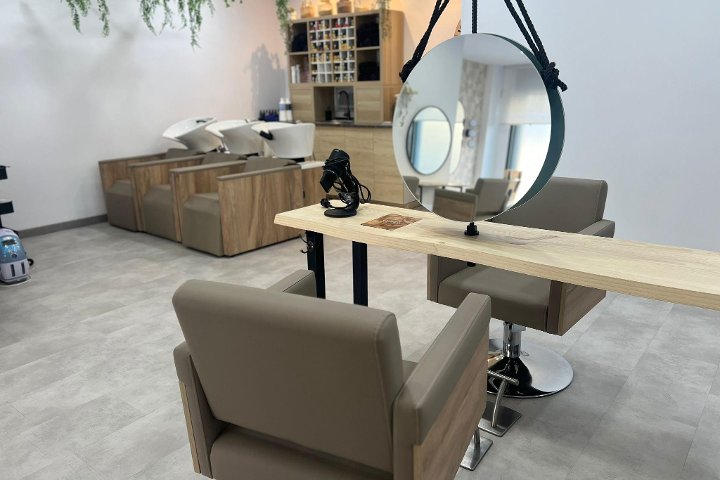 Laura Montenegro Hair Salon - Coiffure Sabadell - Photo de galerie - OneBooking