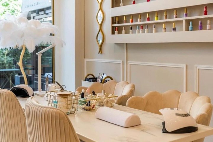 17th Beauty (100% Femmes) - Onglerie Paris - Photo de galerie - OneBooking