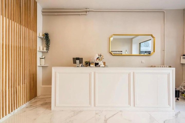 17th Beauty (100% Femmes) - Onglerie Paris - Photo de galerie - OneBooking