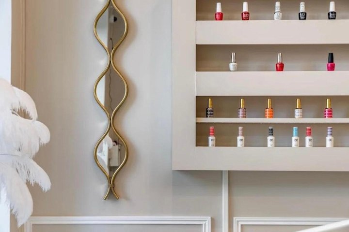 17th Beauty (100% Femmes) - Onglerie Paris - Photo de galerie - OneBooking
