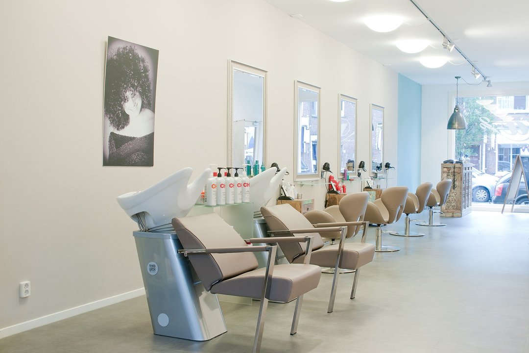 @Uzz, Thomsonlaan, Den Haag