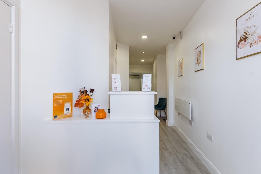 Skinoza Clinic - Orpington, Bromley Museum, London