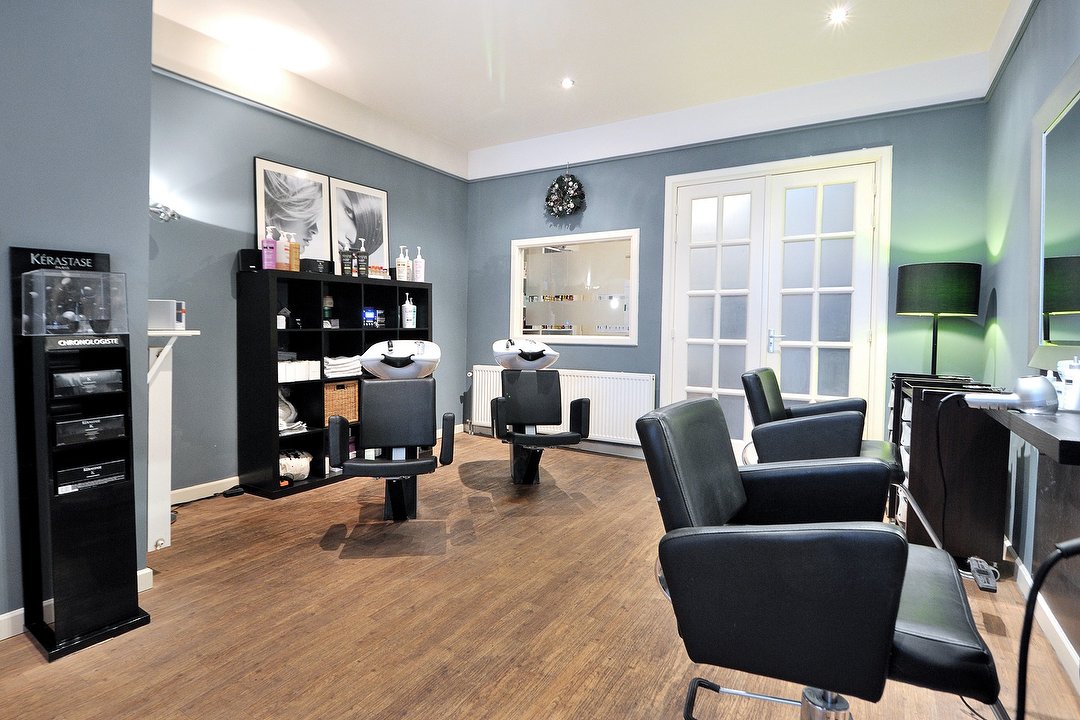 Jennifer Hairstyling, Kortenbos, Den Haag