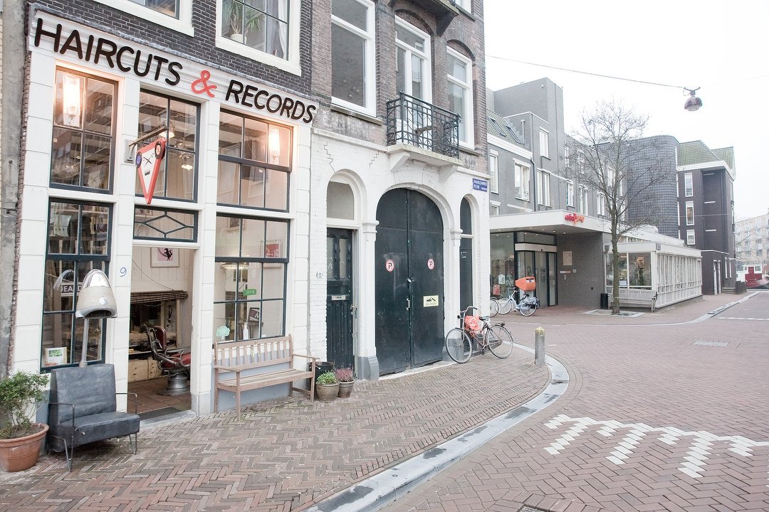 Cut The Crap Hairstudio, Haarlemmerplein, Amsterdam