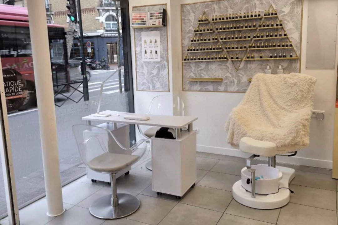 Saint Algue Clichy - Coiffure & Onglerie, Clichy-la-Garenne, Hauts-de-Seine