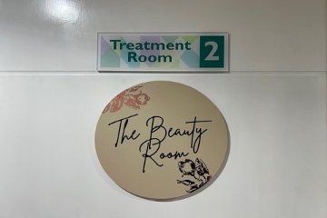 The Beauty Room with Eliza