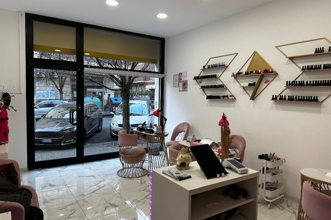 Nail Bar Emy, Parco della Caffarella, Roma
