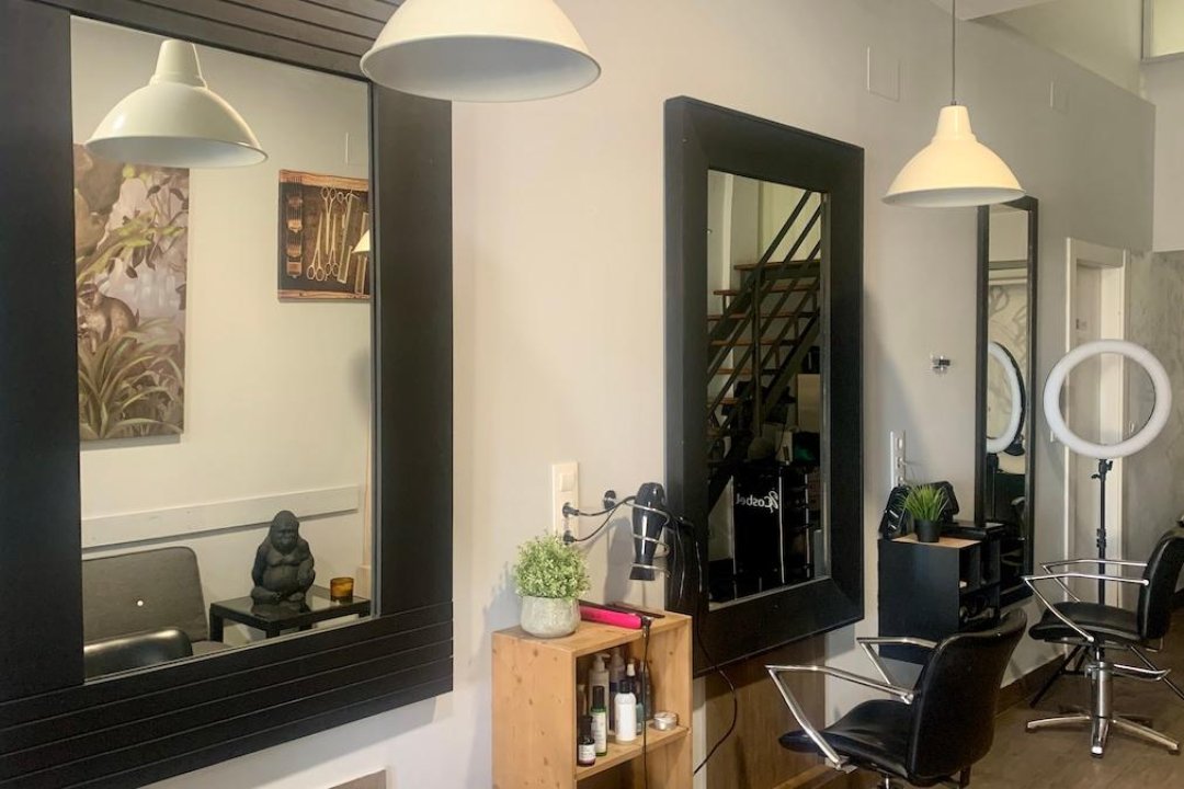 Barbería Peluquería Tiare, Montañana, Área metropolitana de Zaragoza