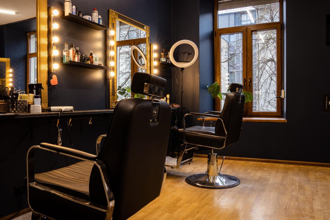 Dapper Damsels Barbershop, Mindaugo Maxima, Vilnius