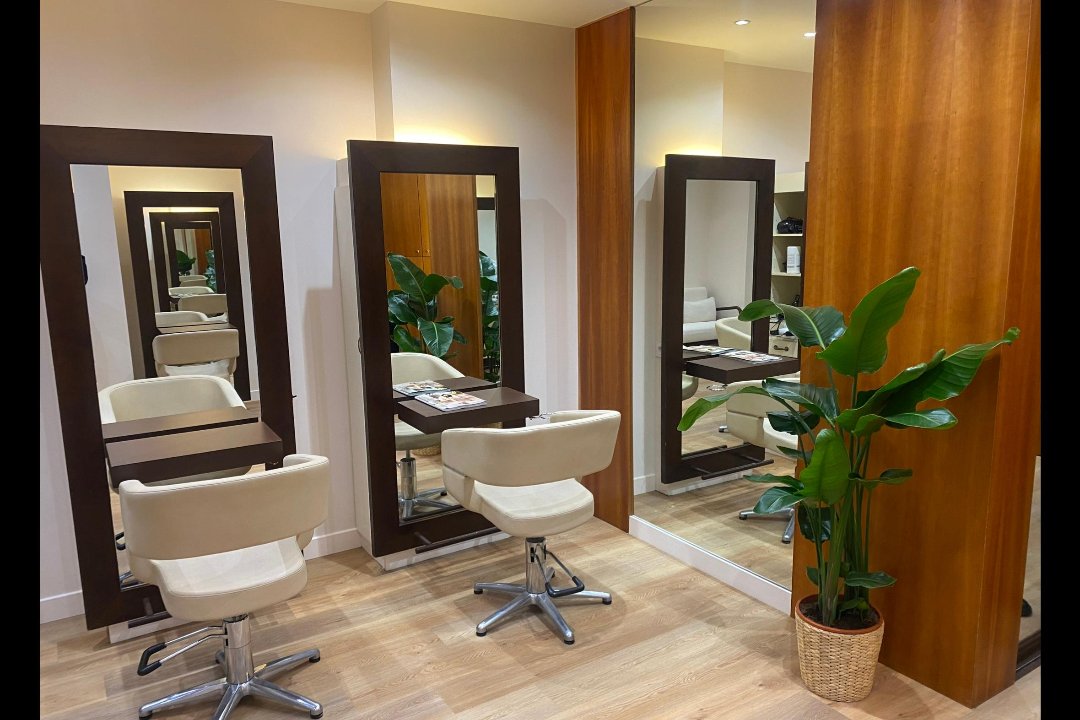 SALON JEAN FOUILLADE COLORISTE, Chaussée-d'Antin, Paris