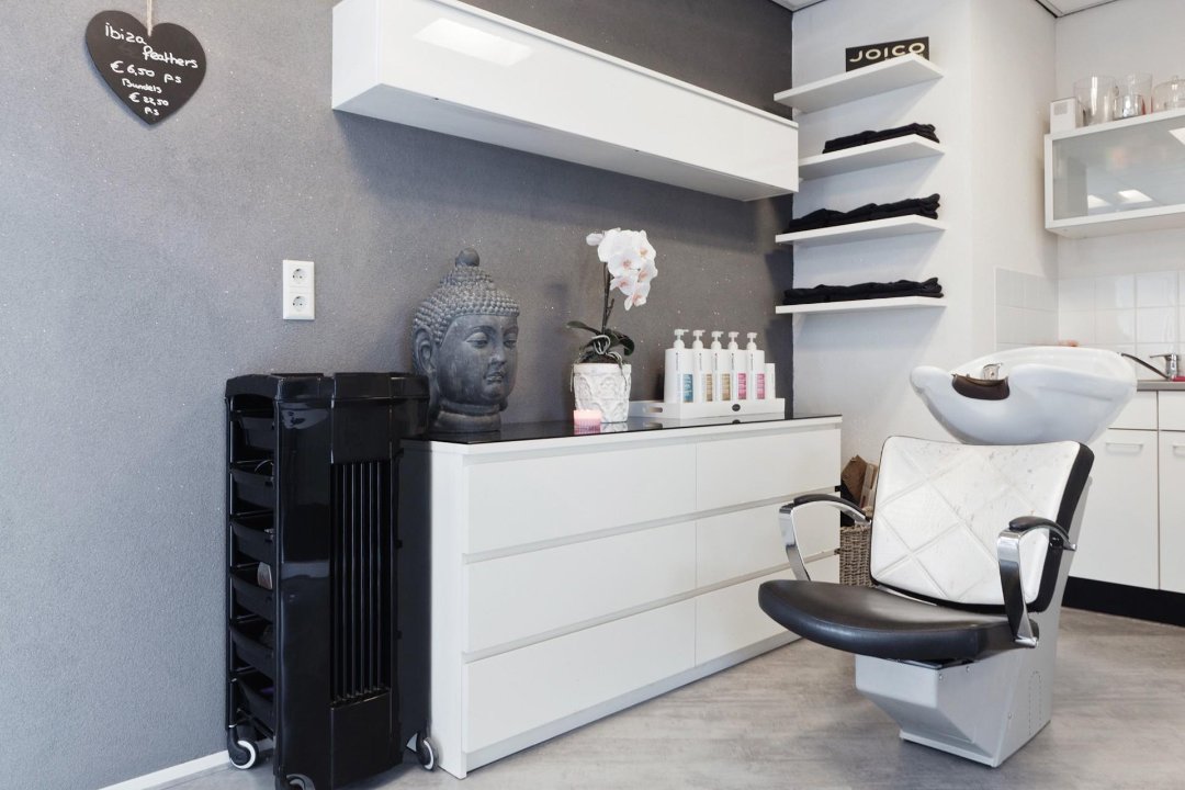 Kapsalon Flair by Hester, Zoeterwoudseweg, Leiden