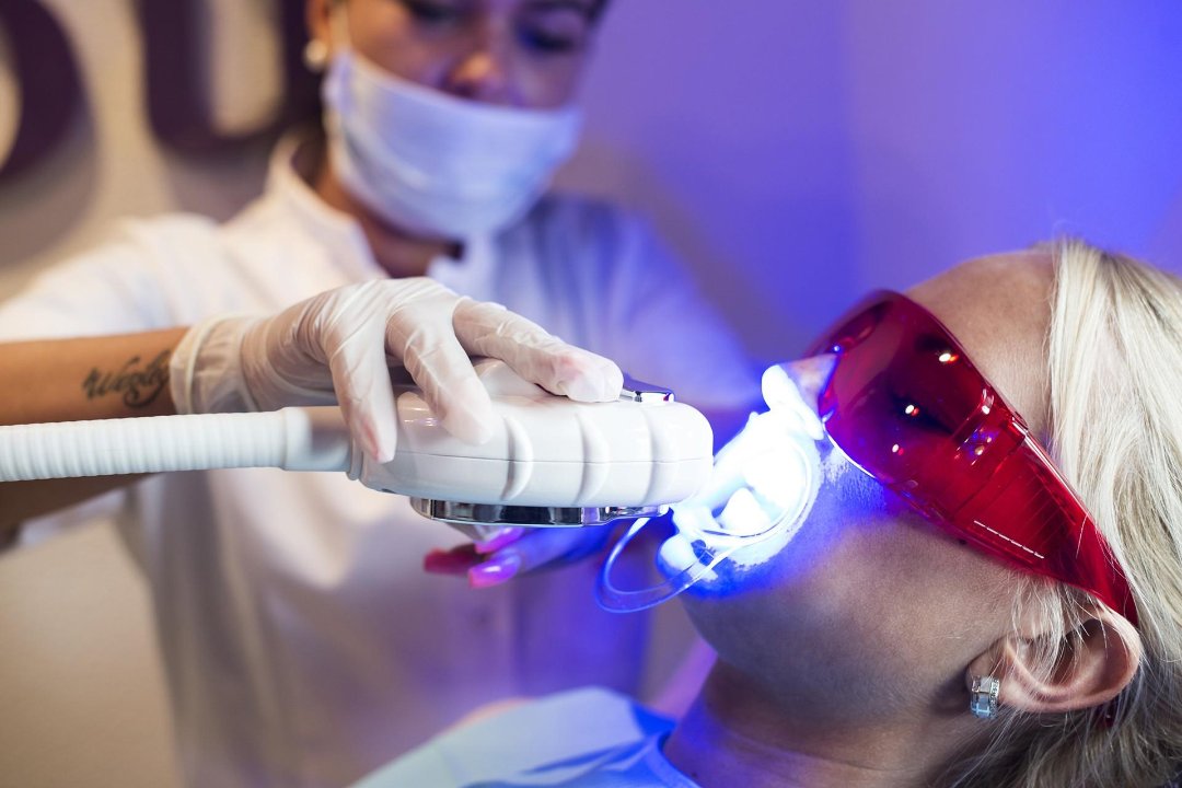 Tandenbleek Salon Shine, Den Bosch-Zuidoost, Den Bosch