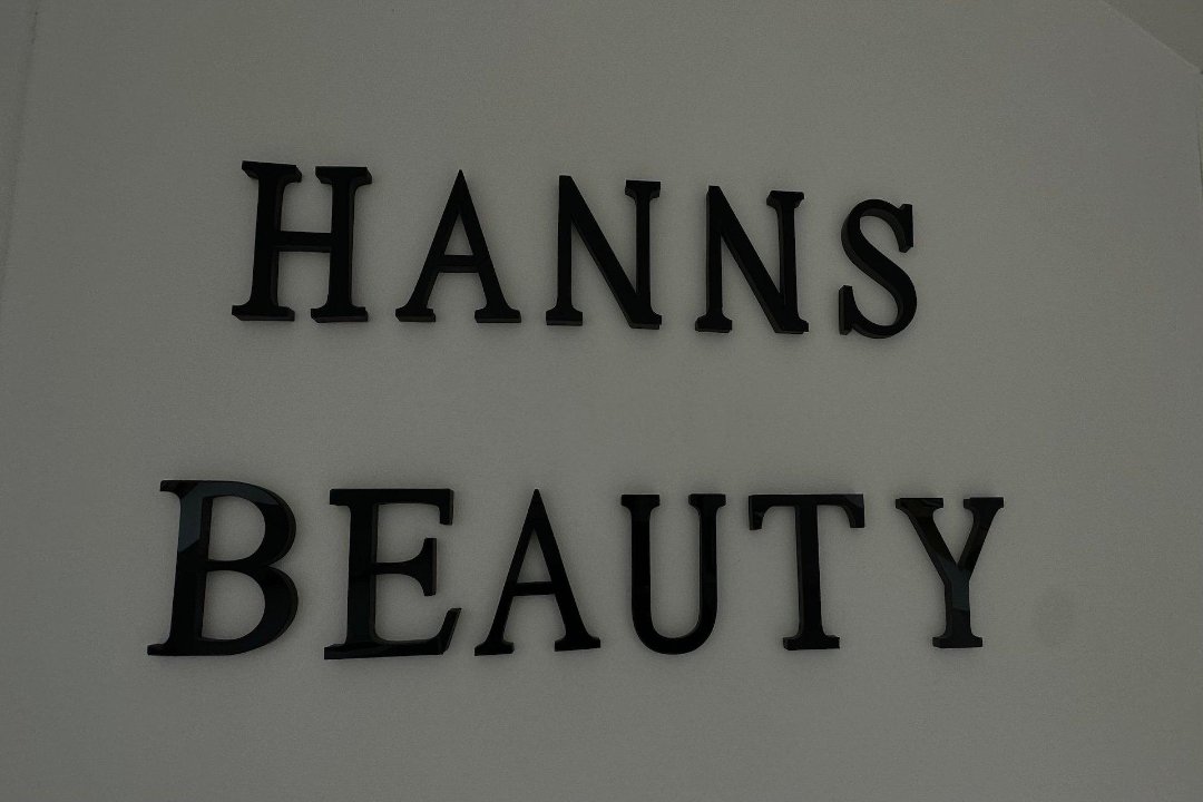 Hann's Beauty, Les Chenevreux, Hauts-de-Seine
