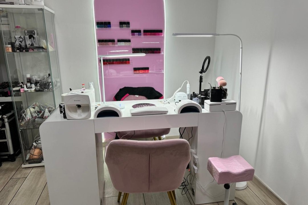 Simona Zoccheddu Nails 85, Collegno