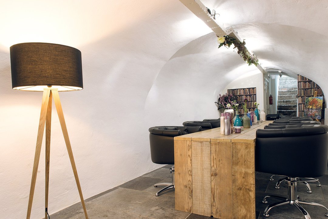 Cut & Go/ wordt Aan de Gracht, Oudegracht, Utrecht
