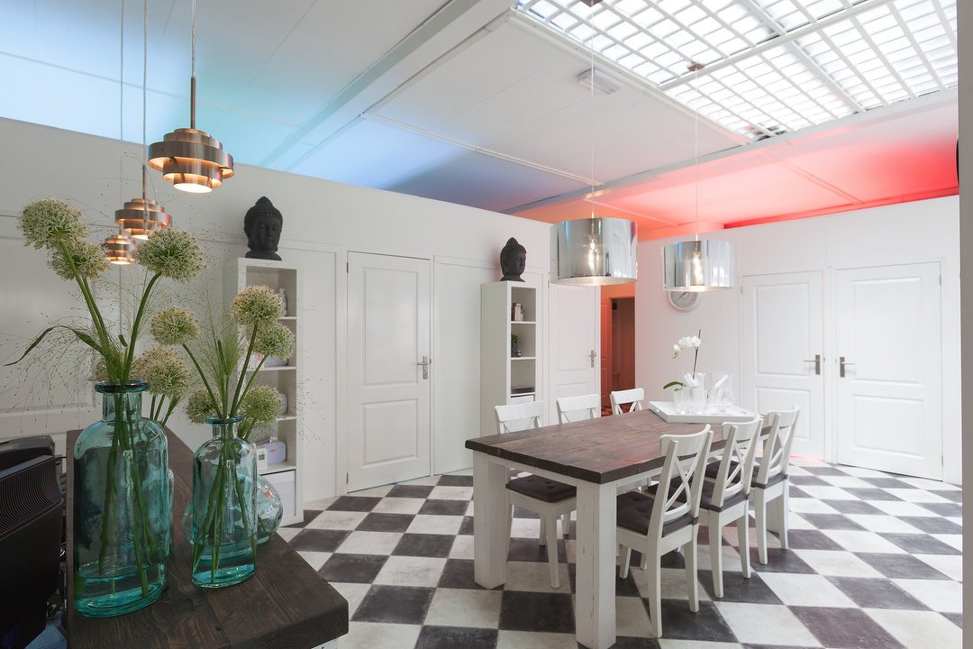 Wellness and Beauty Store, Willem de Zwijgerstraat, Gelderland