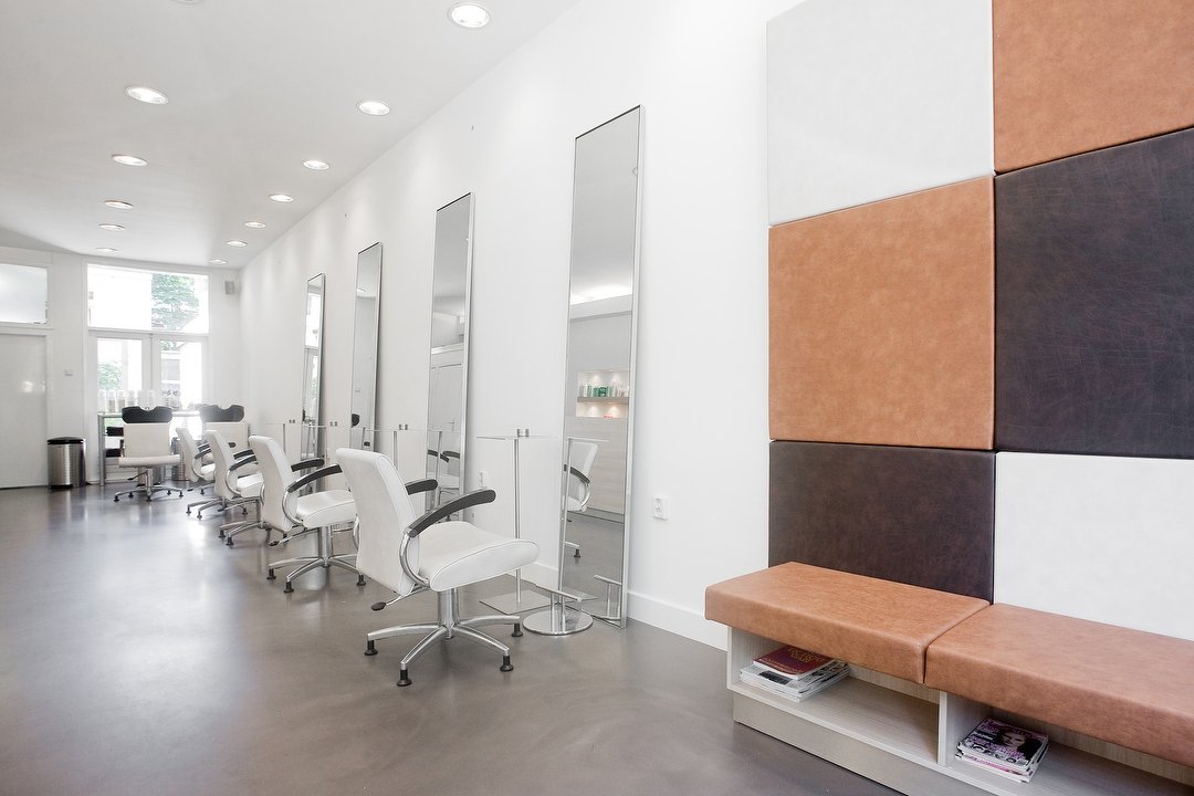 New Look Hairstyling, Tweede van der Helststraat, Amsterdam