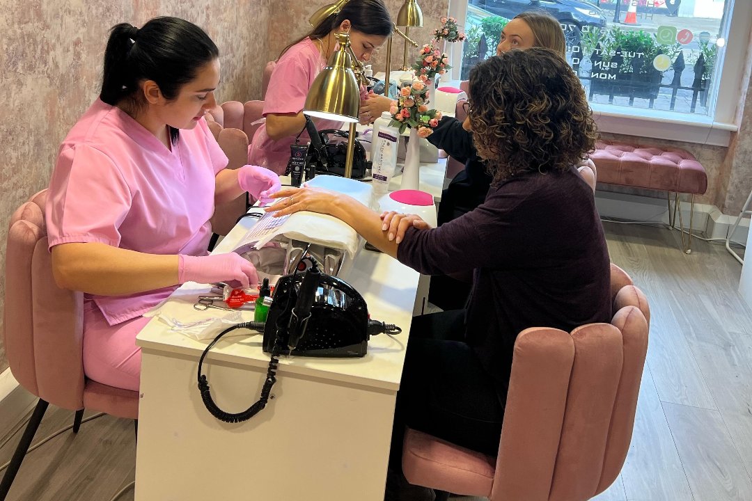 NATALI MANICURE & PEDICURE High Wycombe, High Wycombe, Buckinghamshire