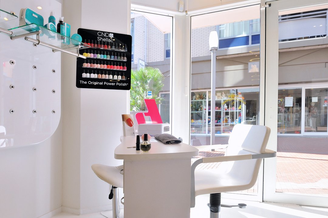 Styling-Up Beauty Zoetermeer, Dorpsstraat, Zoetermeer