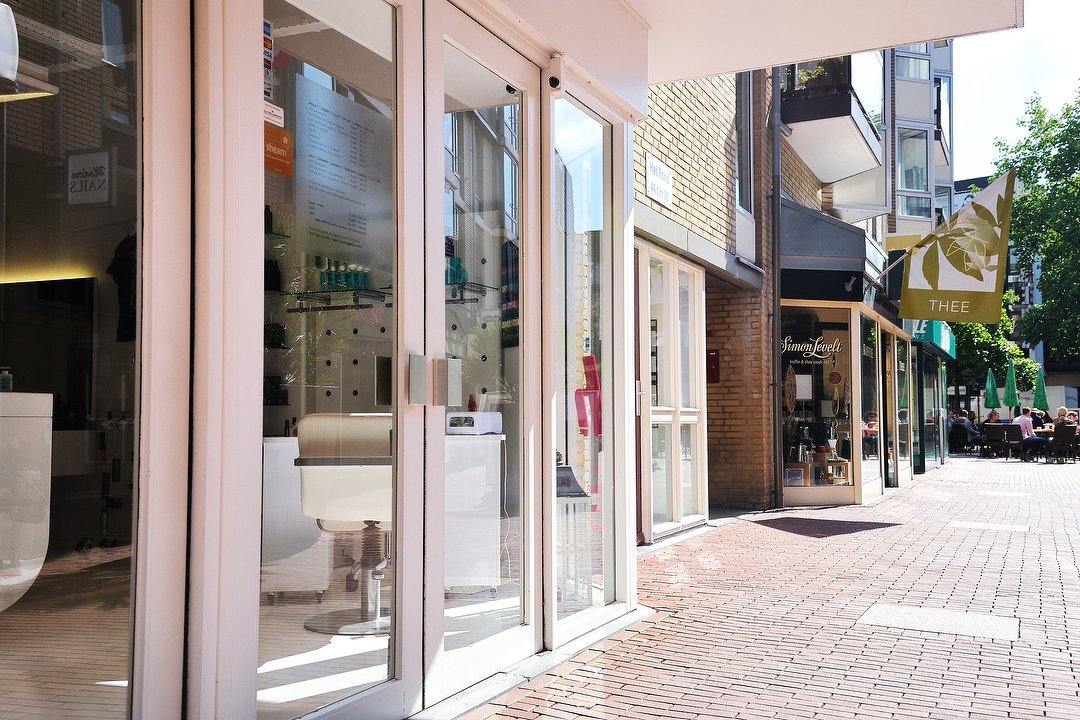 Styling-Up Beauty Zoetermeer, Dorpsstraat, Zoetermeer