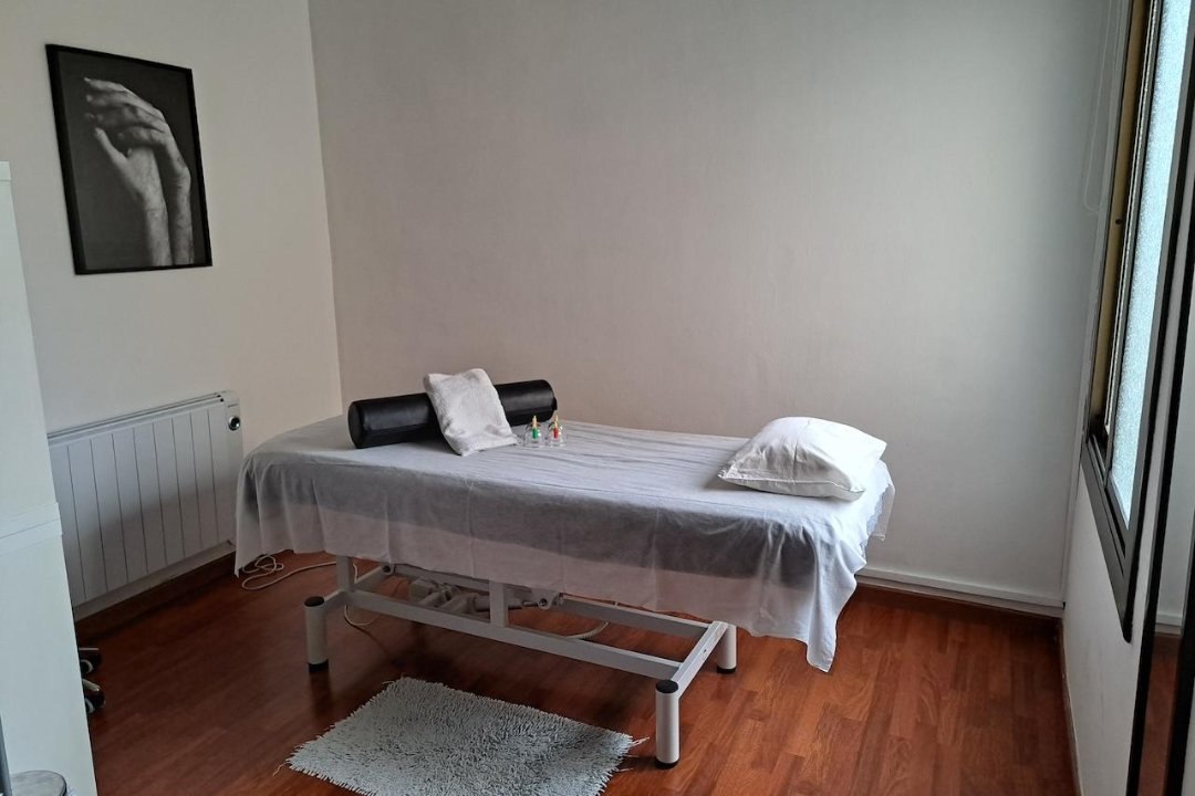 FEGALO - Masajes, Osteopatía, Acupuntura, El Raval, Barcelona