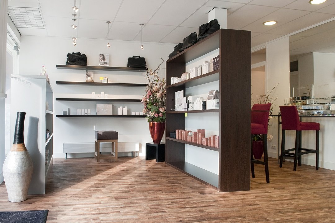 New Skin, Vlierweg, Provincie Utrecht