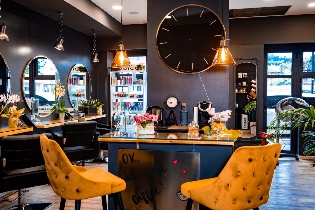 To Be Equipe Hair & Beauty, Farnesina, Roma