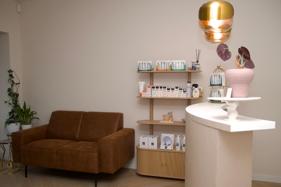 DermaParadise huid & laserkliniek , Molukkenbuurt, Haarlem