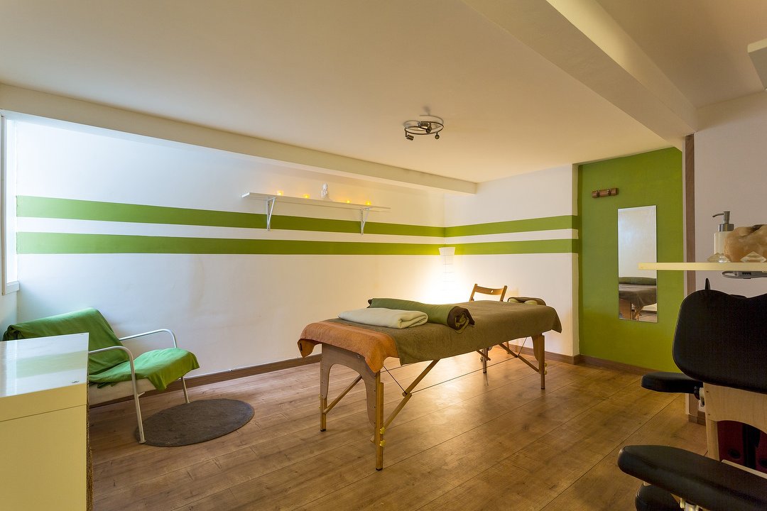 Salvea Massage Centre, Chaussée de Wavre, Ixelles - Est