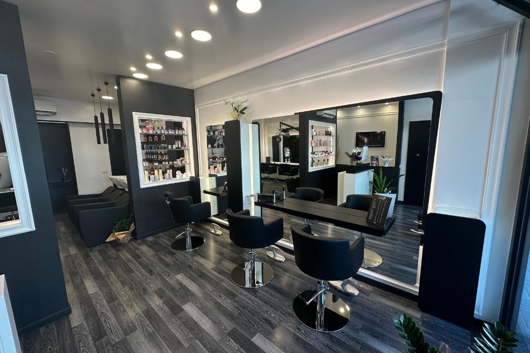 Revolution Parrucchieri - Elbano Gasperi, Le Cure, Firenze