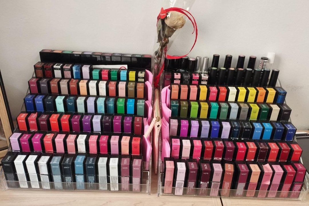 Fairy Nails, Arona