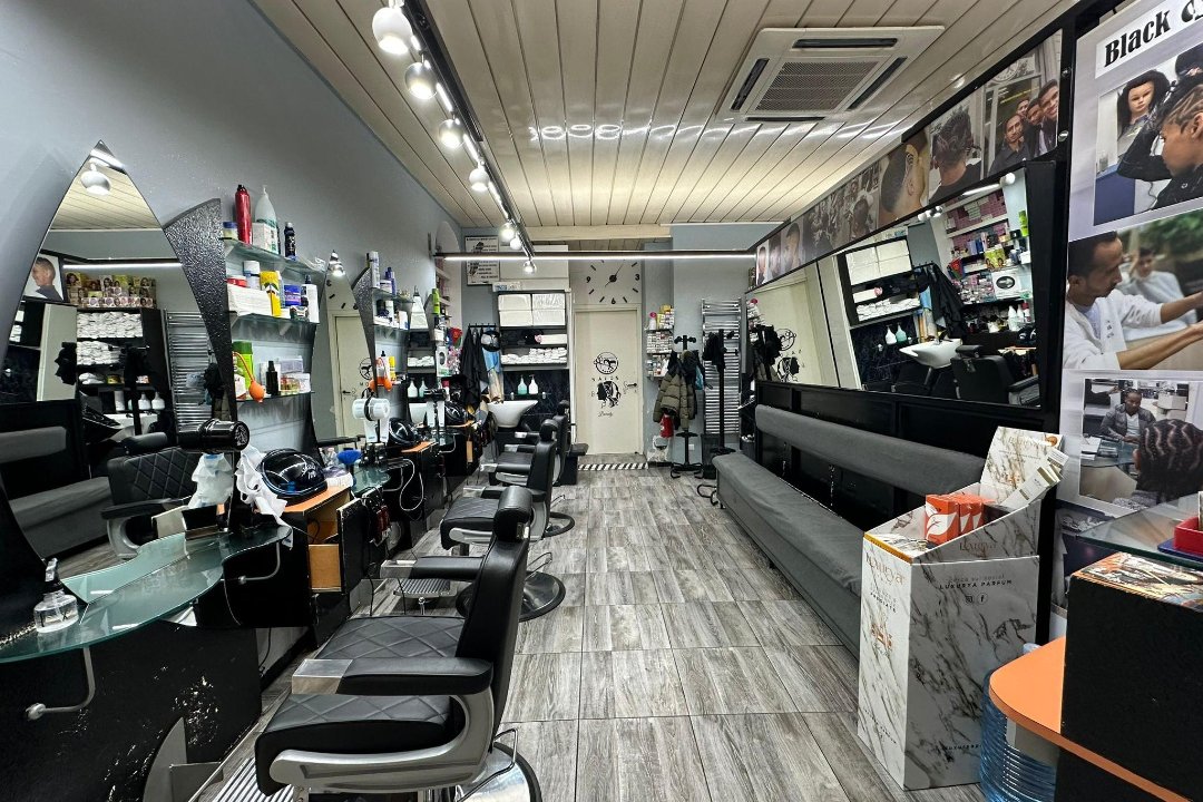 Ambes Hair Style, Via Alessandro Tadino, Milano