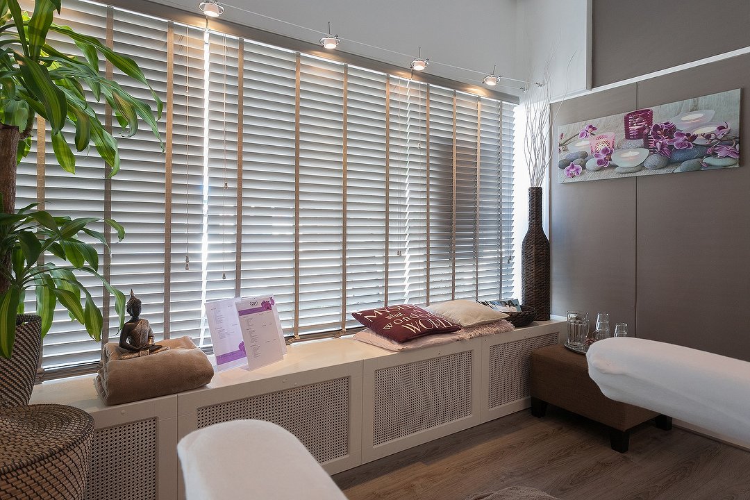Cosmo Beauty Center IJmuiden, IJmuiden, Noord-Holland